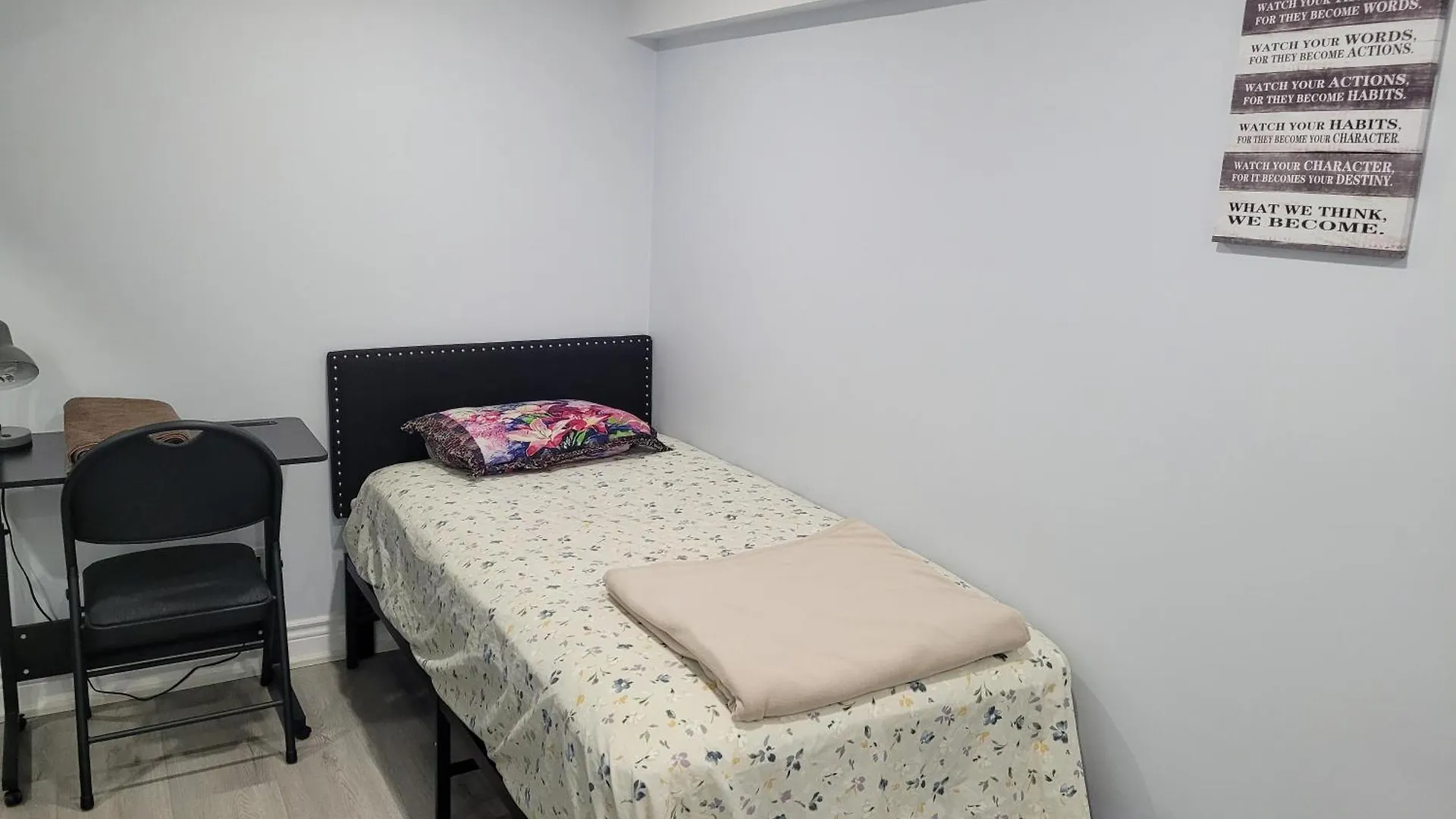 Homestay Cozy Room In A Quiet Neighbourhood Toronto