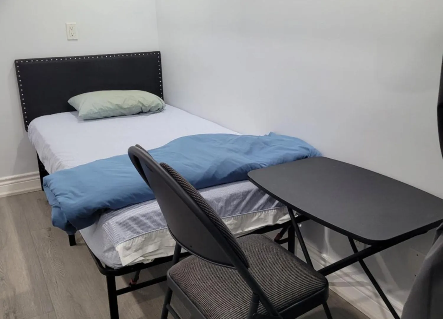 Cozy Room In A Quiet Neighbourhood Toronto